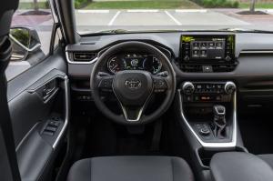 Toyota RAV4 Prime SE 2020 года 